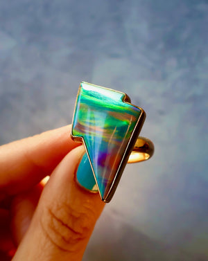 Opal Bolt Ring in Gold Alchemia F8