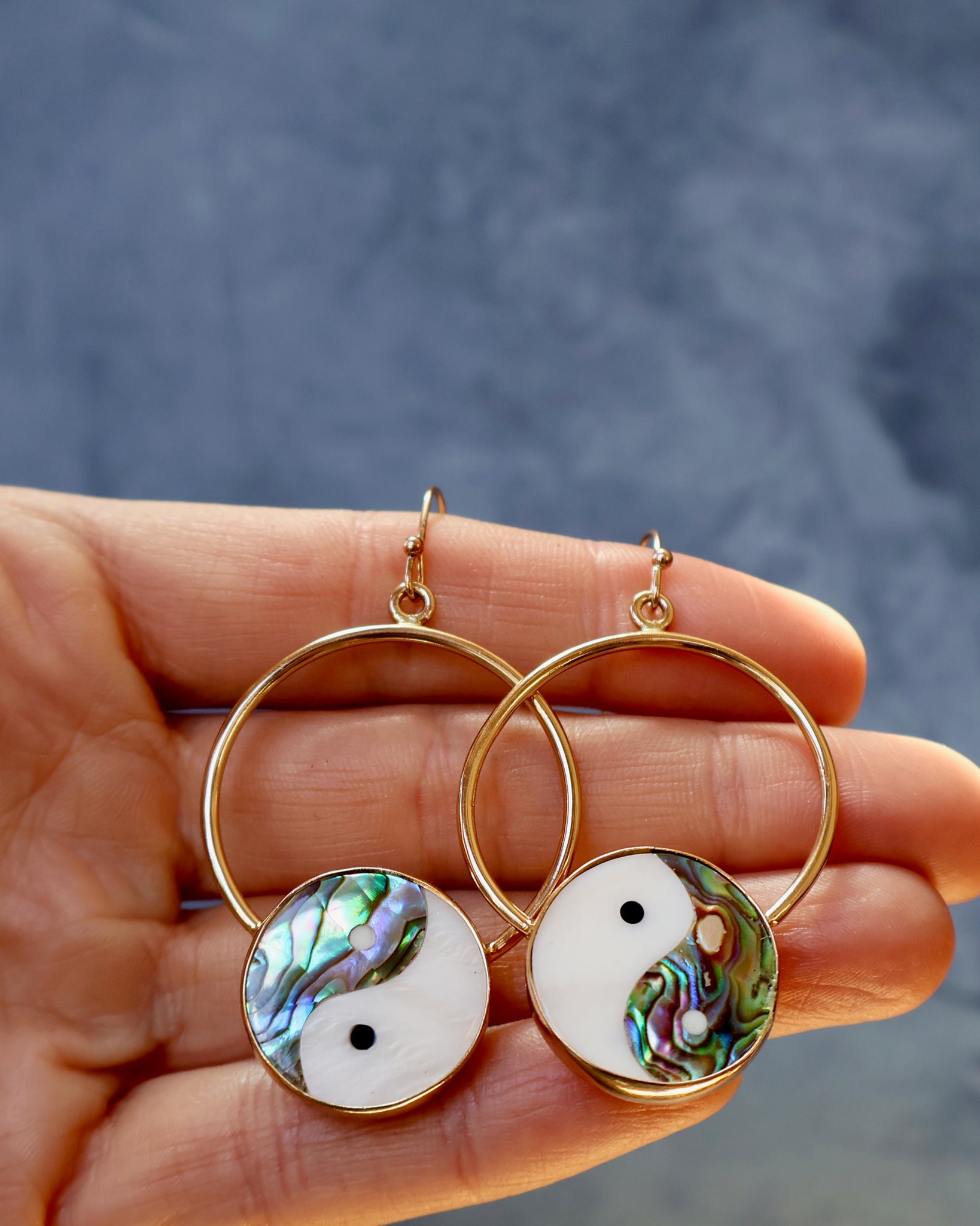 YinYang Mother of Pearl Hoop Earring in Gold Alchemia F24