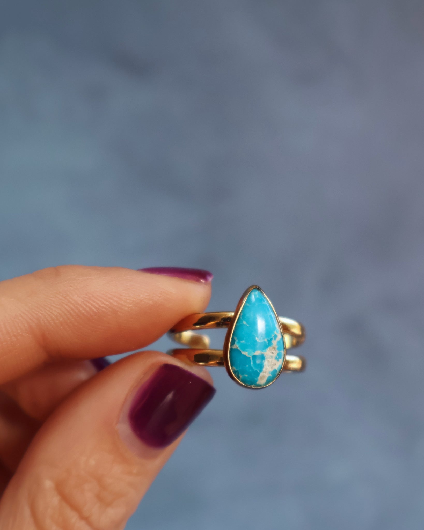 Turquoise Double Band Adjustable Ring in Gold Alchemia W119