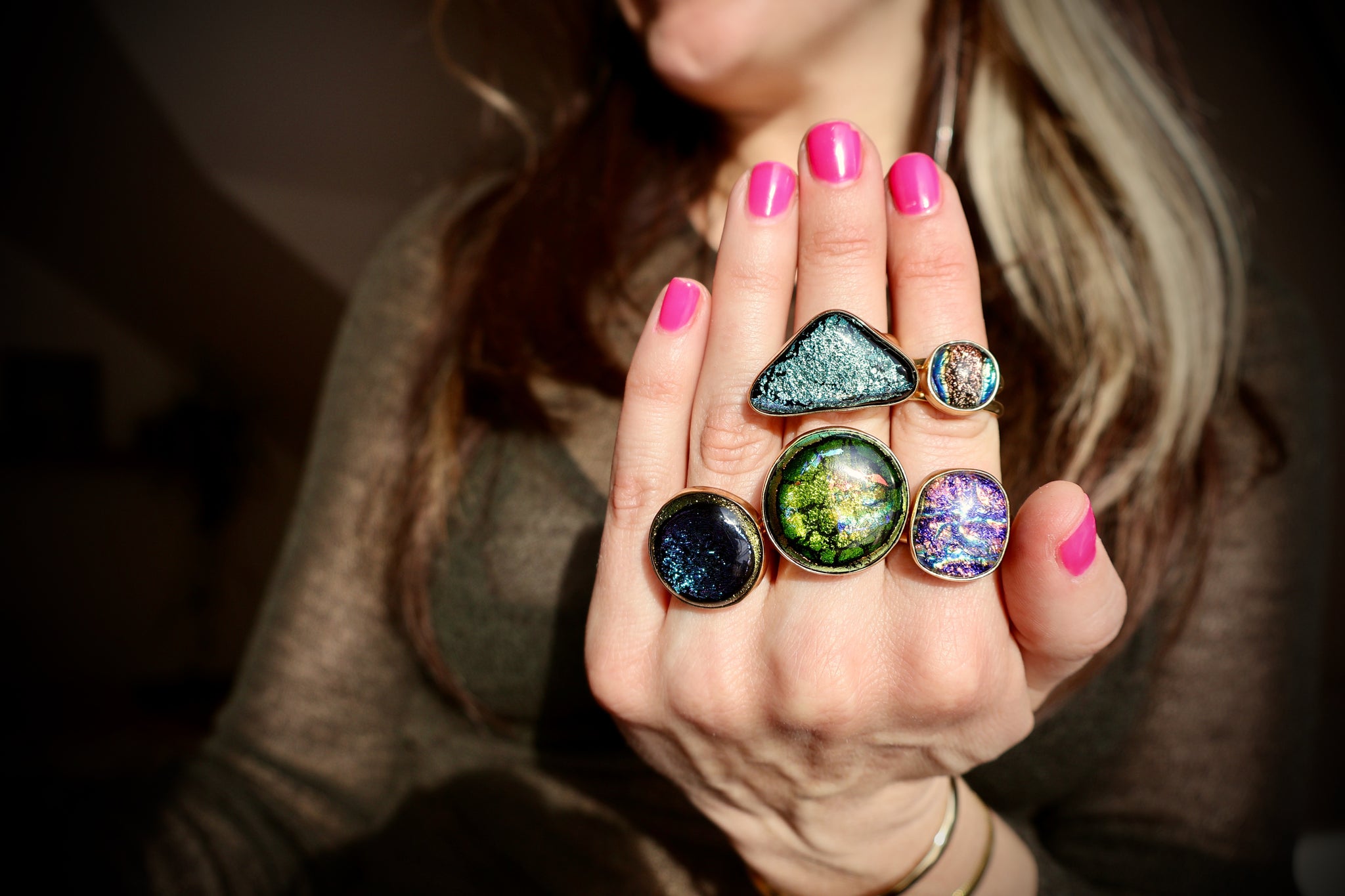 "Galaxy" Ring. Dichroic Glass and Gold Alchemia