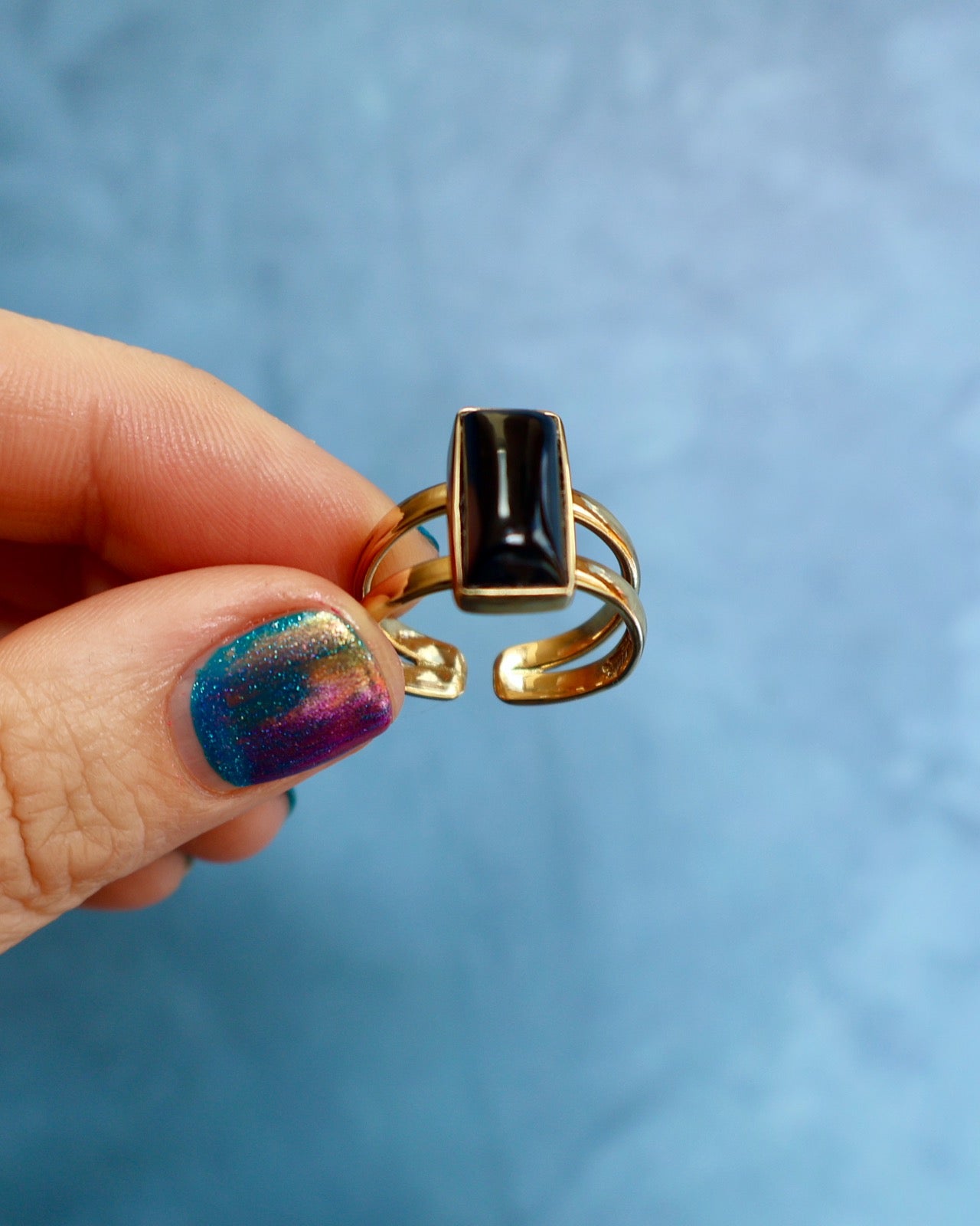 "Alien Language" Ring- Onyx in Gold Alchemia. Adjustable. Vertical